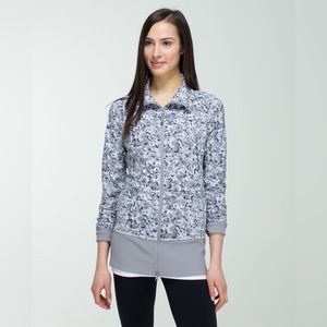 Lululemon grey printed "Nice Asana" jacket size 12